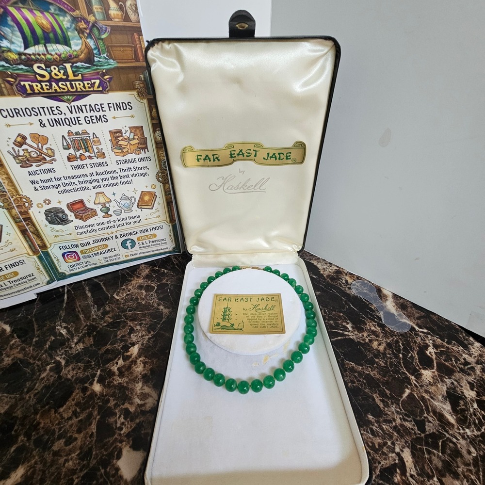 Vintage Far East Jade by Haskell Green Bead Knotted Necklace with Box 16 Inch